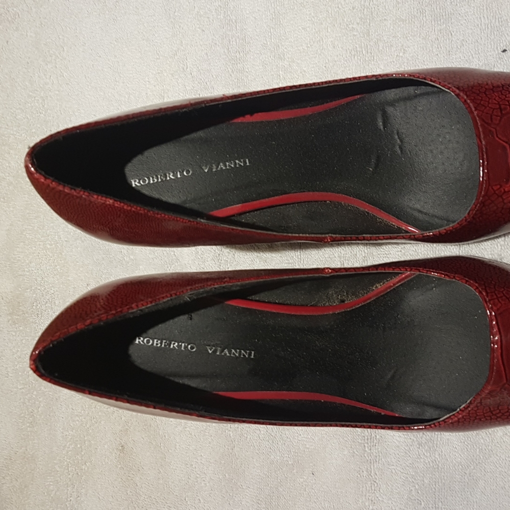 Ladies heels - Picture 3 of 3